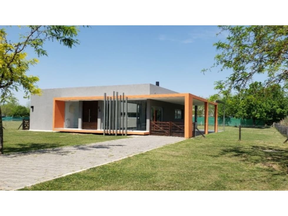 Casa en venta en El Nacional - Gral. Rodriguez - 1