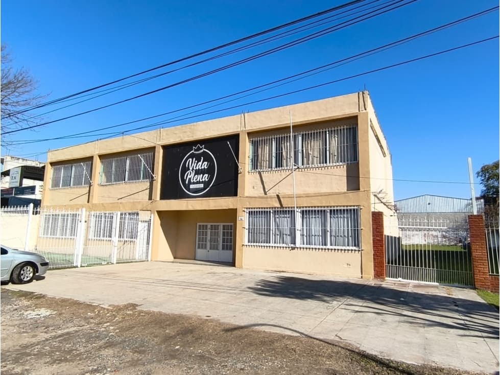 EDIFICIO EN VENTA EN EXCELENTE UBICACION EN ITUZAINGO SUR - 1