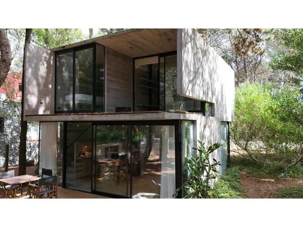 Vendo casa de hormigón visto en Mar Azul - 1