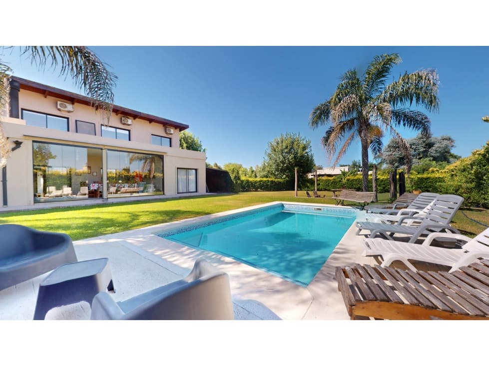 Casa de 9 Ambientes en Venta Barrio Cerrado Manzanares Chico Pilar - 1