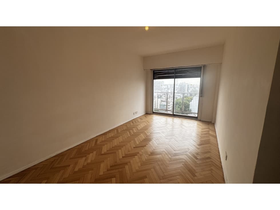 Venta tres ambientes con lavadero - piso alto vista abierta - flores - 1