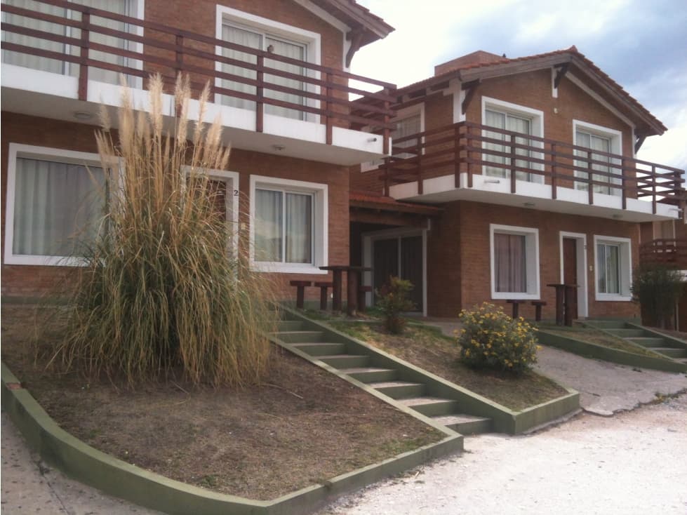 Complejo Turistico en Villa Carlos Paz - Muy rentable - - 1