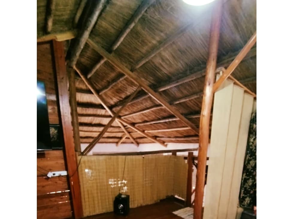 Venta casa estilo quinta a metros de RN 12 - 1