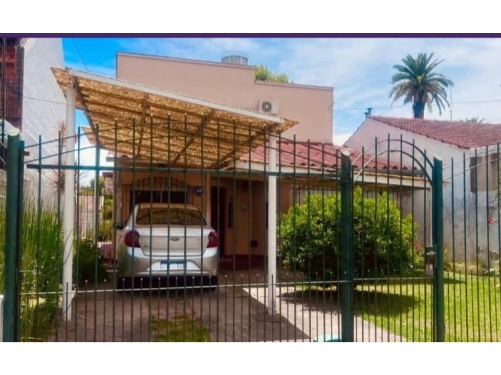 CHALET 4 AMBIENTES - 1