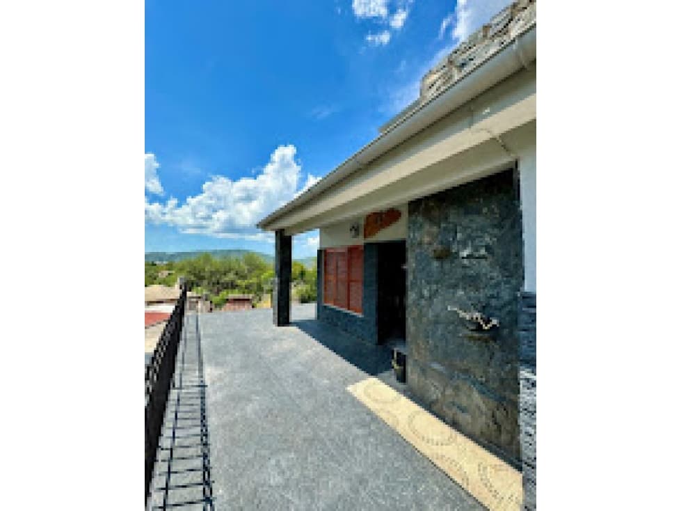 Alquiler temporario Casa para 8 personas Villa Carlos Paz. - 1