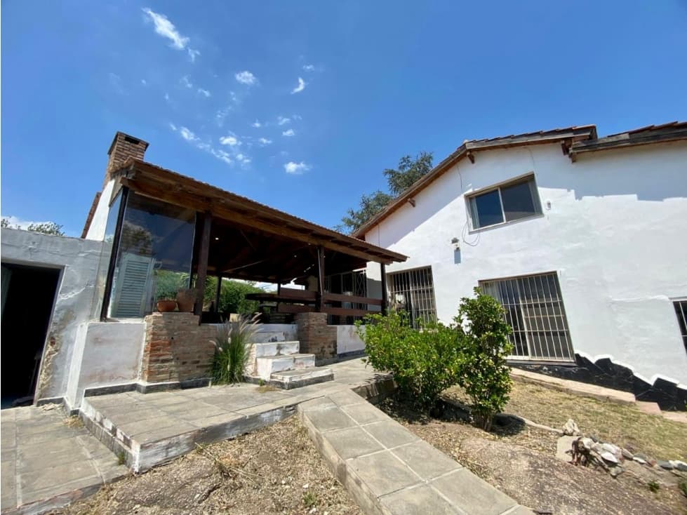 Casa + Depto en Villa del Lago 946m² Vista Sierras USD153K VENTA - 1