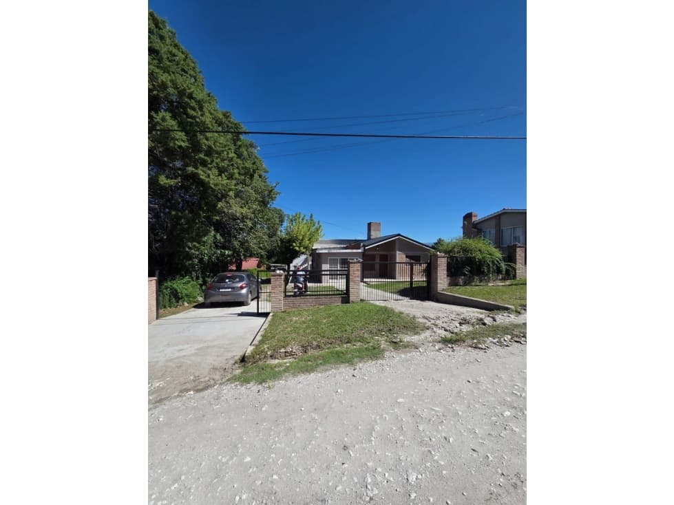 En venta casa mas departamento en San Antonio de Arredondo - 1