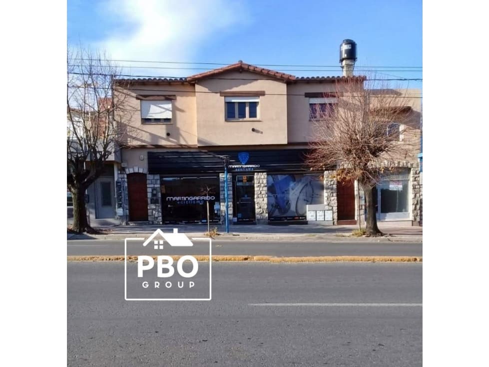 Local Venta La Falda con Vivienda Comercializacion en Bloque Centrico - 1