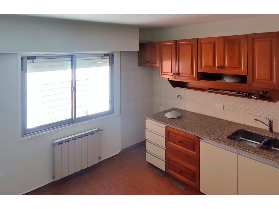 Venta Departamento Céntrico en Santa Rosa - 1