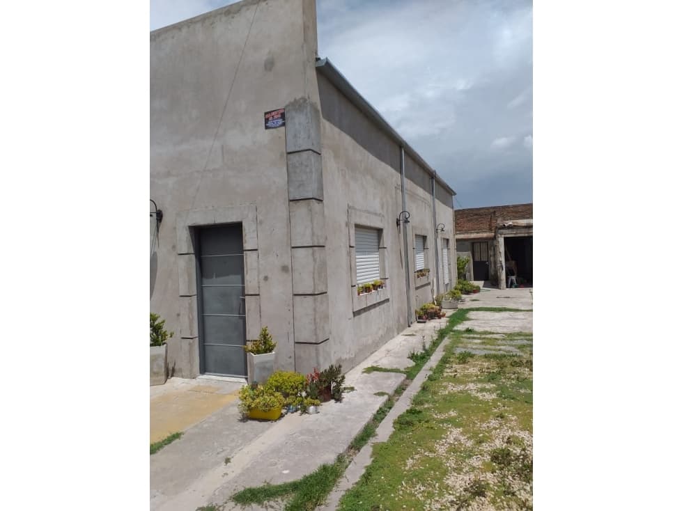 CASA TIPO en lote muy grande! - 1