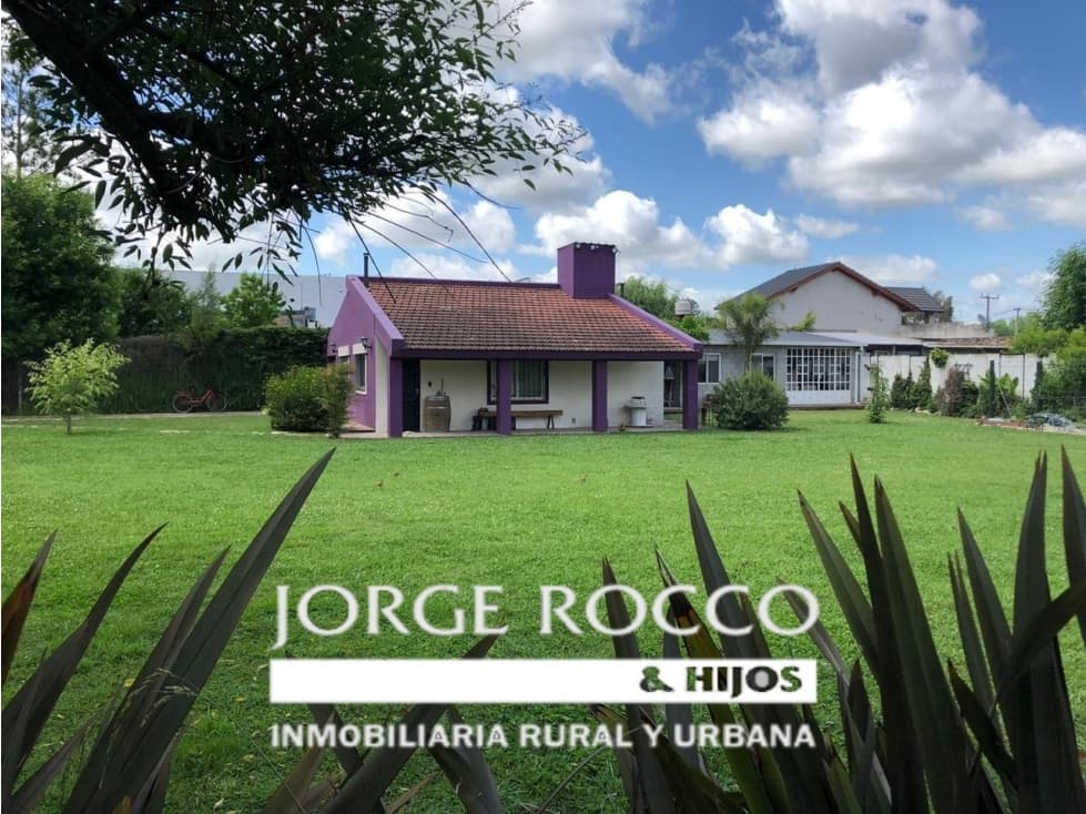 Venta de casa quinta en Brandsen. Barrio La Dolly - 1