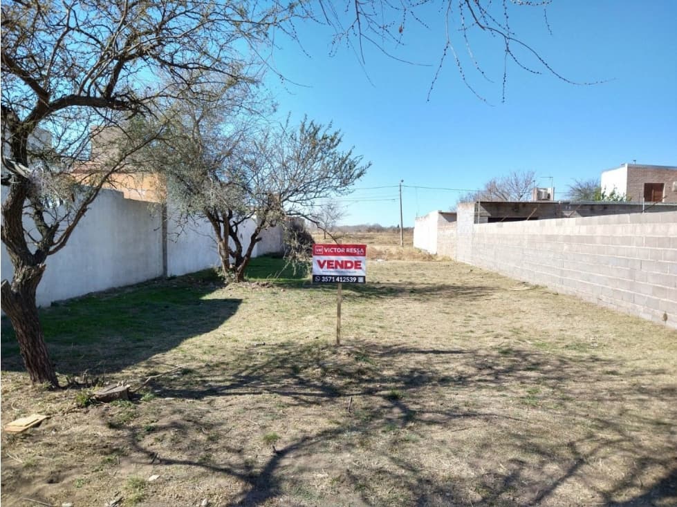 Exclusivo Lote en Barrio Acuña de Río Tercero - 1