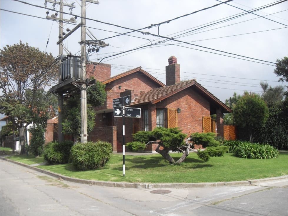 MOGOTES ; CHALET 4 AMBIENTES MUY COMODO- - 1