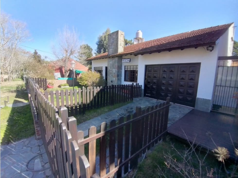 Venta de Chalet 4 amb + Depto 2 amb de servicio OPORTUNIDAD - 1