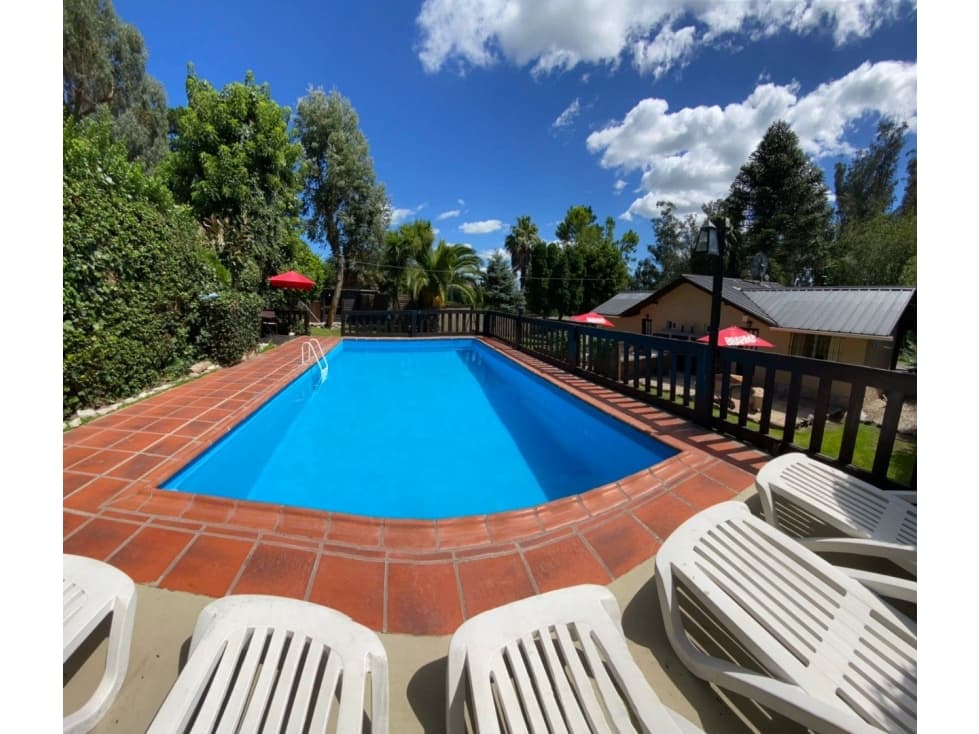 COMPLEJO DE CABAÑAS / SIERRA DE LOS PADRES - 1