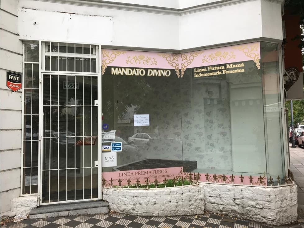 IMPORTANTE LOCAL EN EXCELENTE ZONA COMERCIAL. EXCELENTE INVERSIÓN - 1