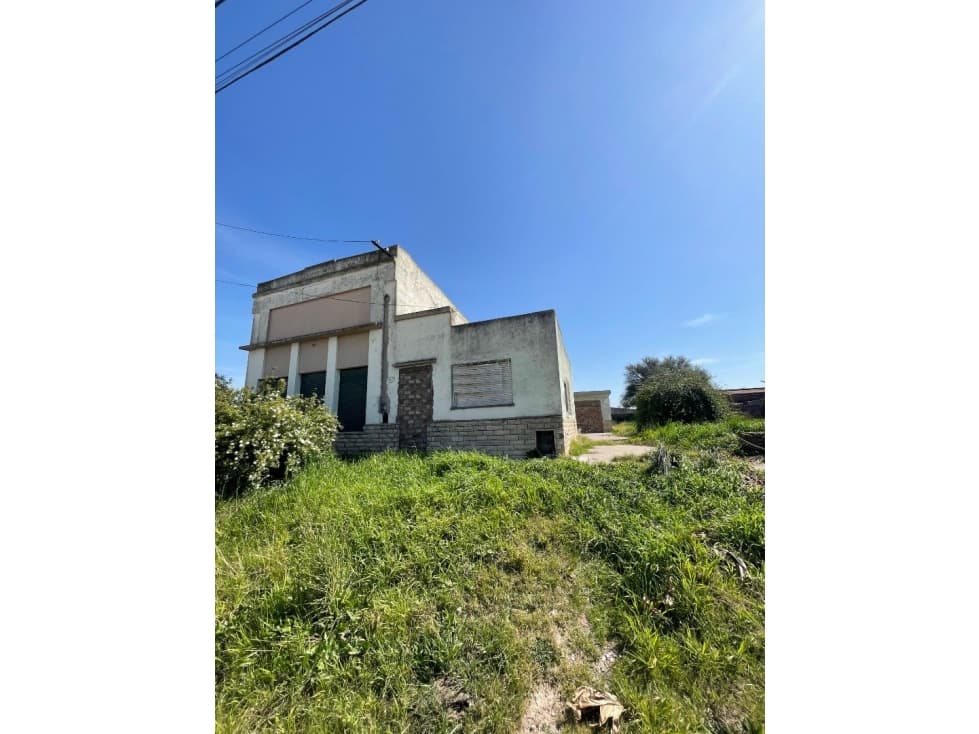 Lote con demolición - 1