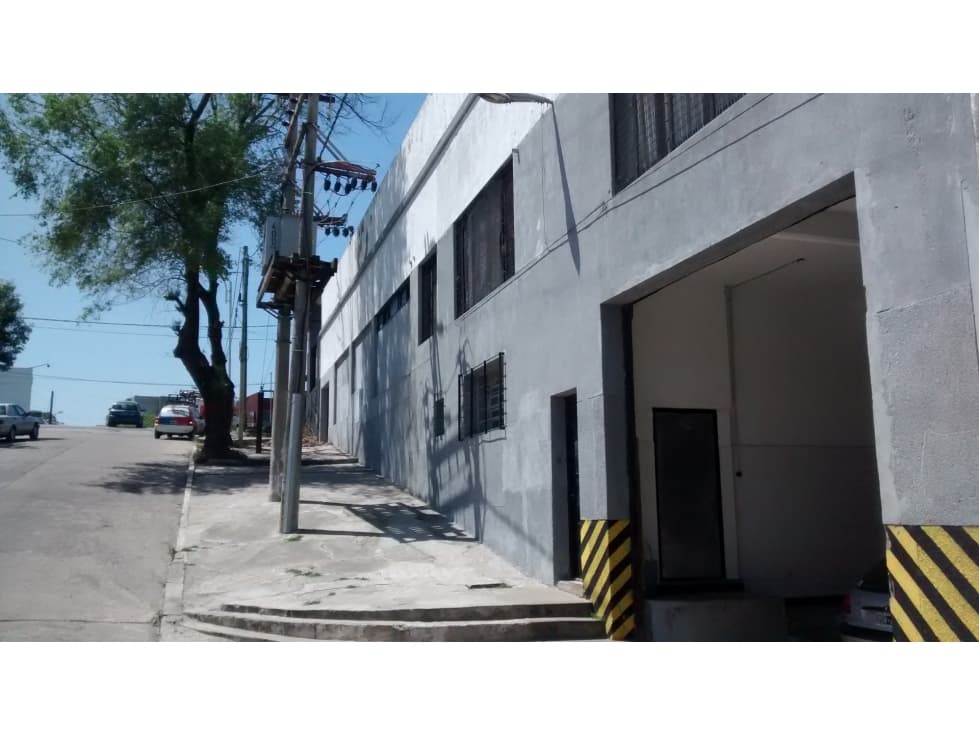 RONDEAU 46, GALPÓN INDUSTRIAL - 1