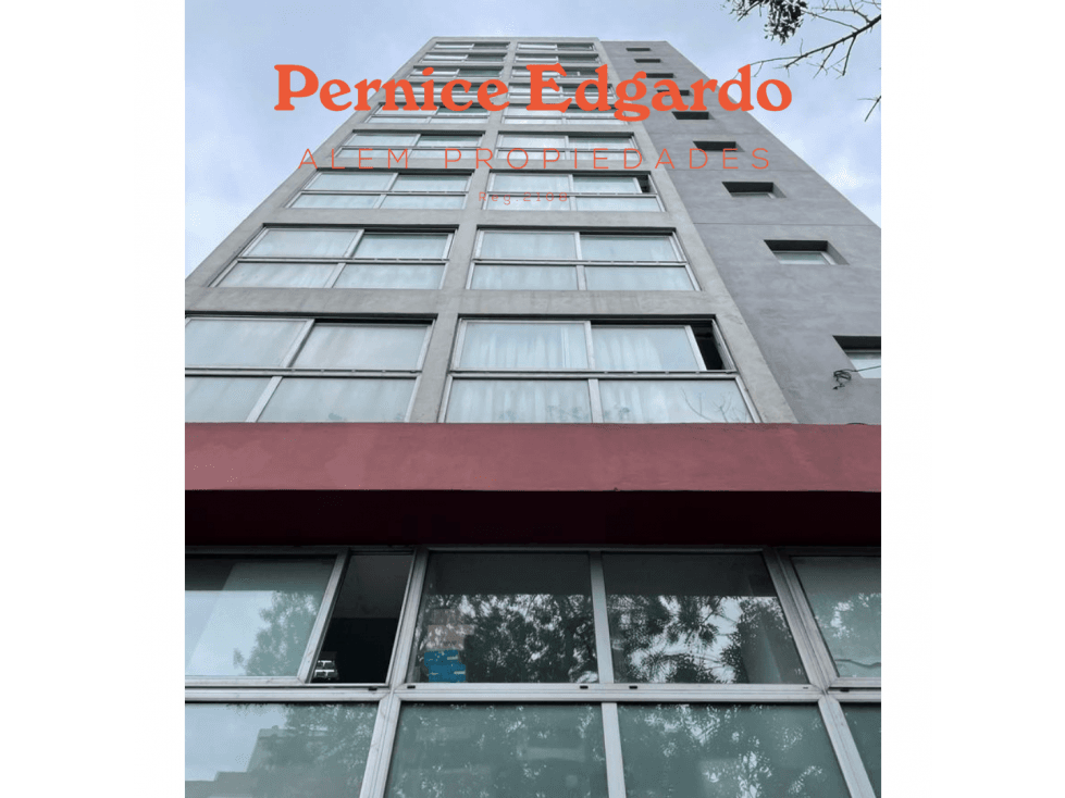 Venta edificio de oficinas más local. Zona Macrocentro. - 1