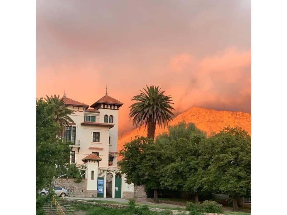 ESPECTACULAR CASTILLO . IDEAL EMPRENDIMIENTO HOTELERO . RESTO , HOSTEL EXCELENTE UBICACION . VISTA - 1