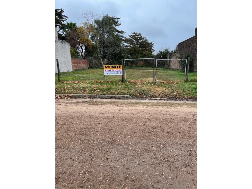 Vendo Terreno de 743 m2 en Caseros, Entre Ríos - 1