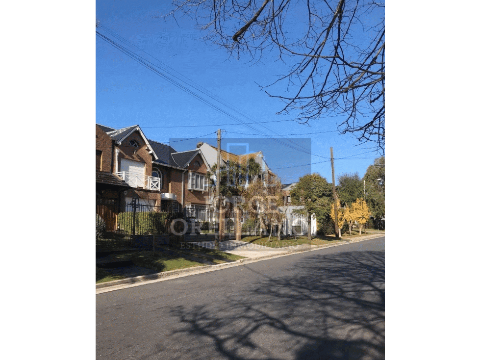 VENTA DE LOTE 342 M2 EN BARRIO RESIDENCIAL DIVINO ROSTRO / LOS TRONCOS - 1