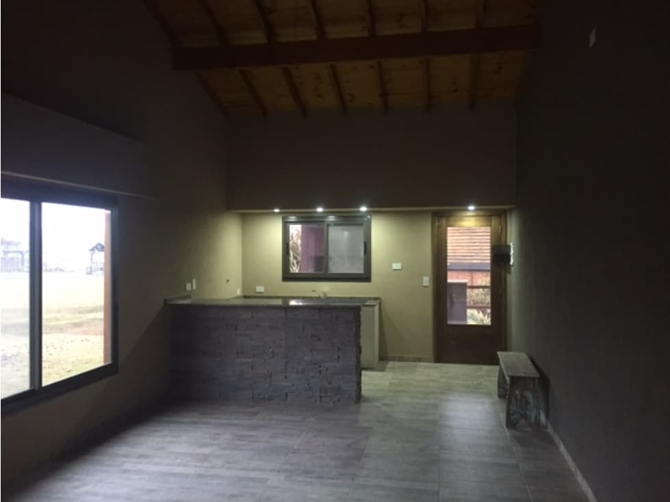 Cabaña en venta en Barrio Yacht Club Guazu - 1