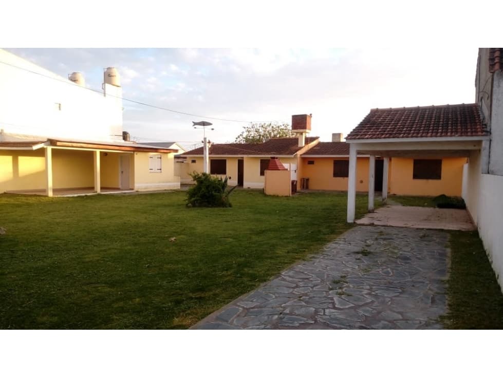 CHALET CERCA DEL MAR - 1