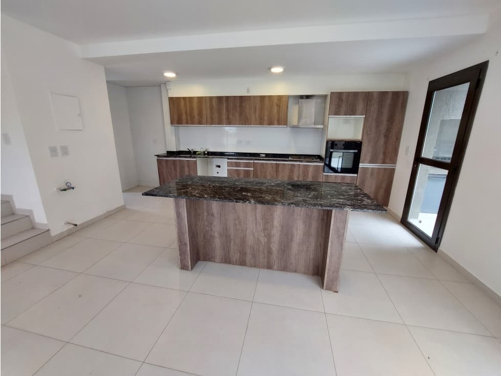 DÚPLEX · VENTA · BARRIO PRIVADO · 3 DORMITORIOS - 1