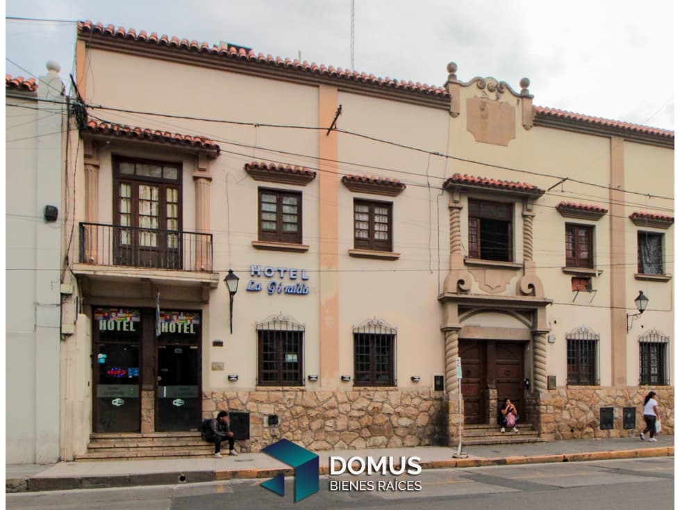 VENTA PROPIEDAD EN AV. BELGRANO AL 600 - 1