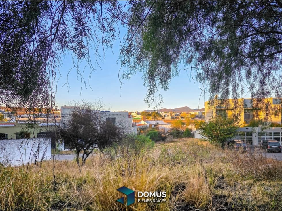 VENTA TERRENOS EN GRAND BOURG ZONA COLEGIO SAN PABLO - 1