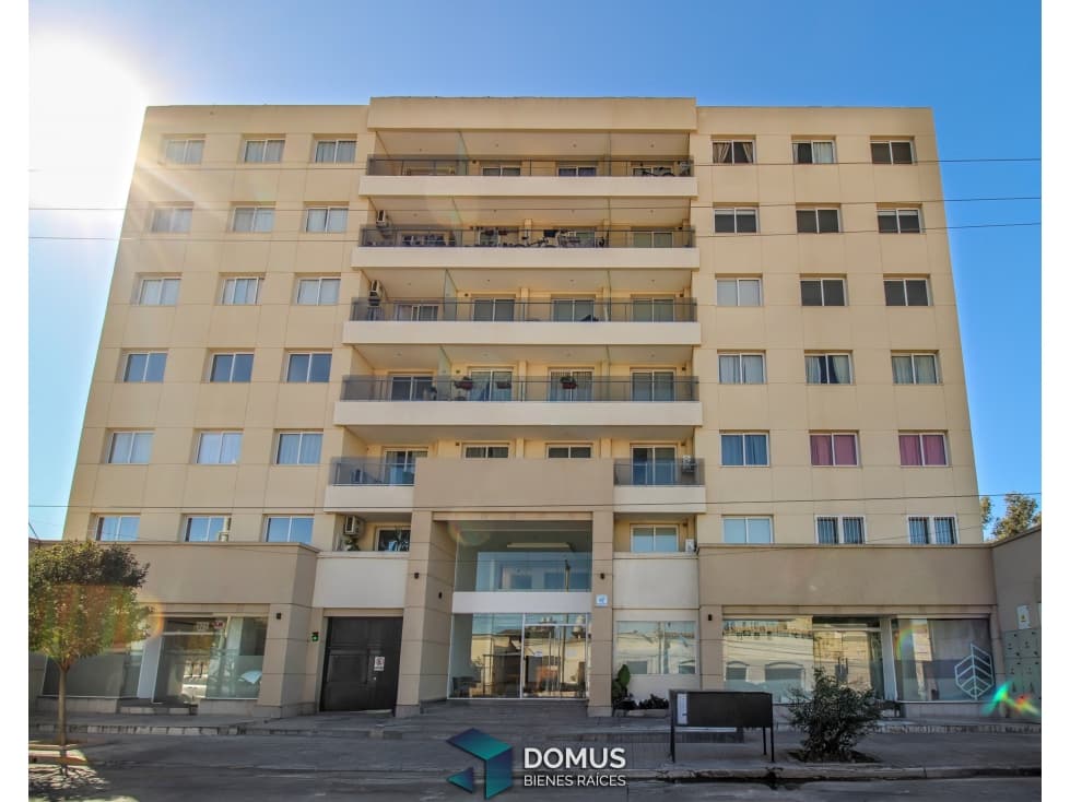 VENTA DEPARTAMENTO CALLE RIVADAVIA 1750 - 1