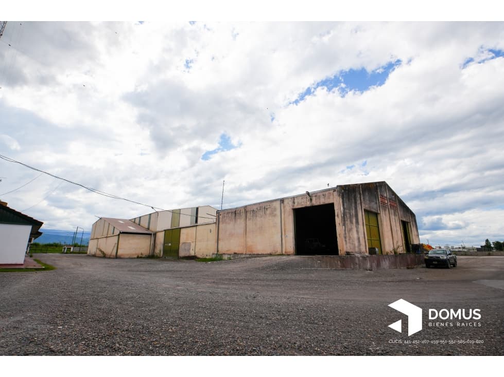 VENTA PREDIO EN ZONA SUR - 1