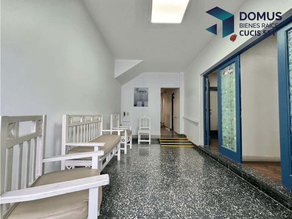 ALQUILER PROPIEDAD IDEAL PARA CONSULTORIOS U OFICINAS EN ZONA CENTRO - 1