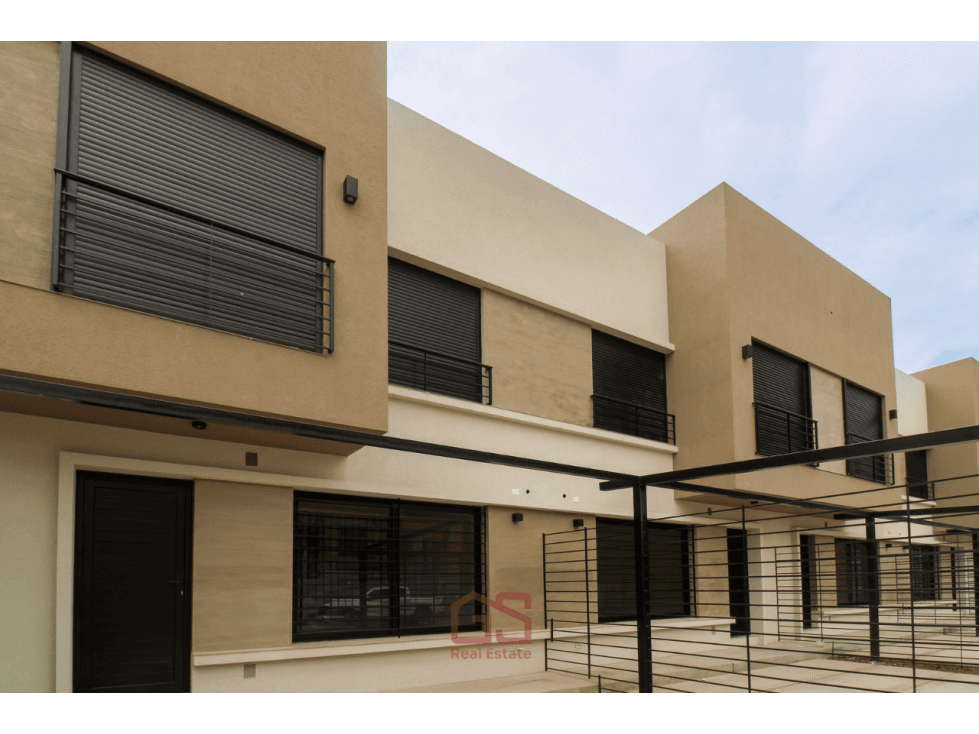 VENTA DUPLEX 3 DORMITORIOS | GRAND BOURG - 1