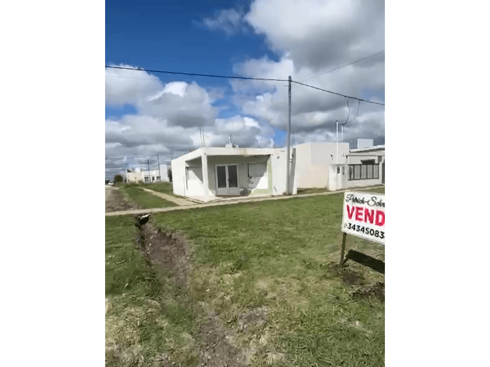 se vende Local Comercial en María Grande 9 de Julio y Concejal Furlan - 1