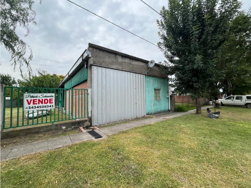 Casa con Galpon en Hasenkamp - 1