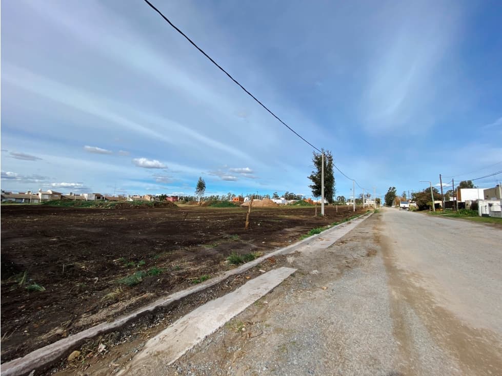 Lote en venta (zona la rural) - 1