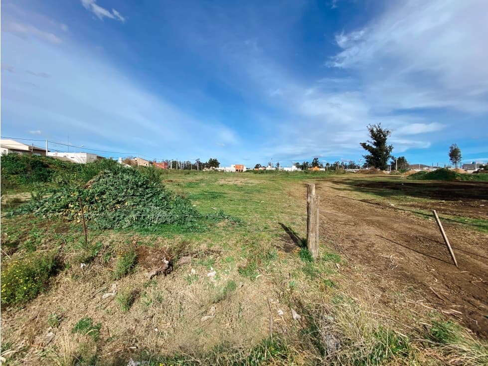 Lote en venta (Zona La Rural) - 1