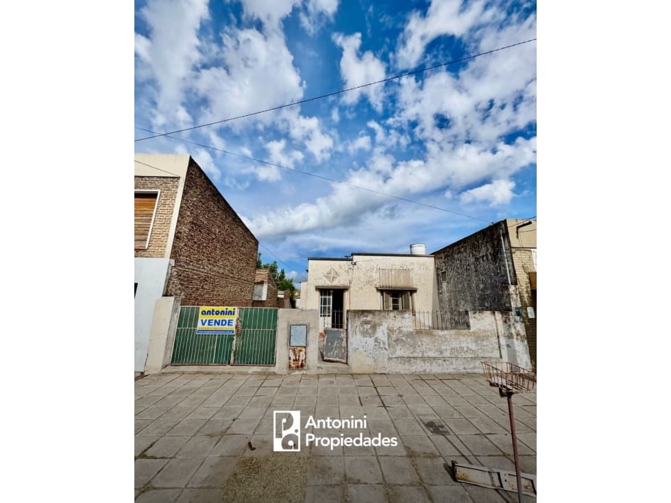 Barrio T. Tanque - 2 casitas p/reciclar ! - 1