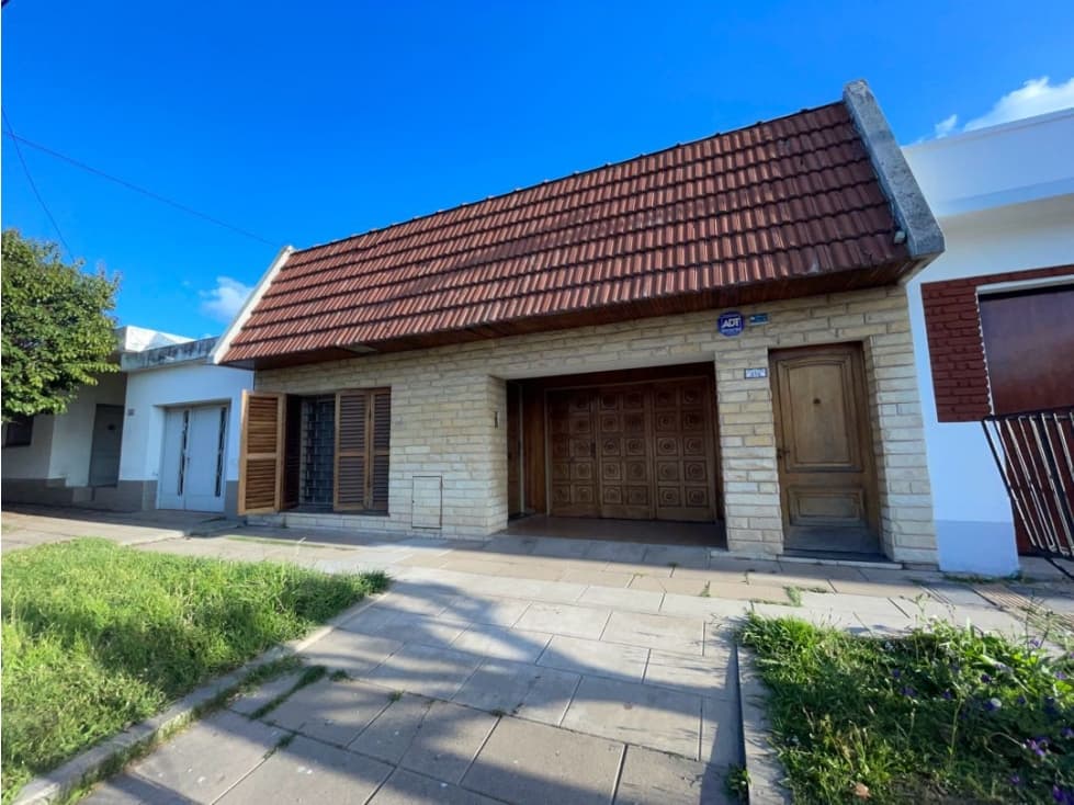 Casa centrica en venta - 1