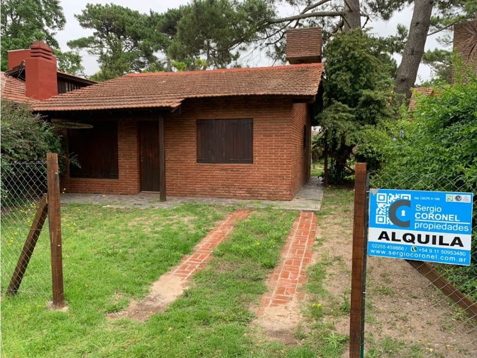 CHALET EN BARRIO NORTE PARA 4 PERSONAS - 1