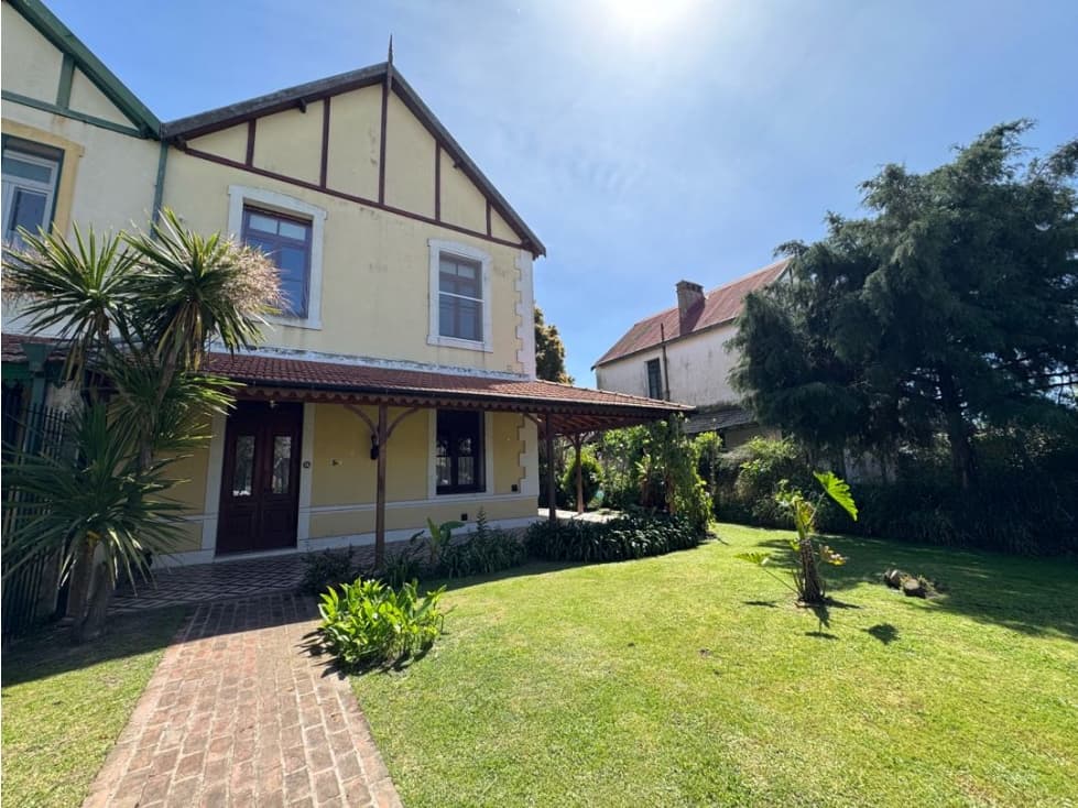 Chalet estilo Inglés - 1