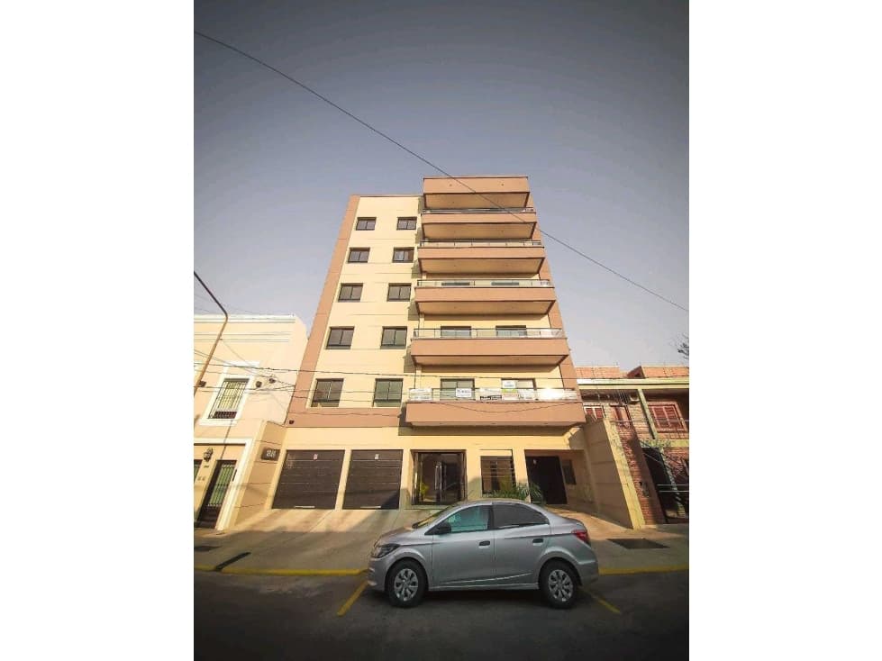 Depto 1 Dormitorio con Cochera - 1