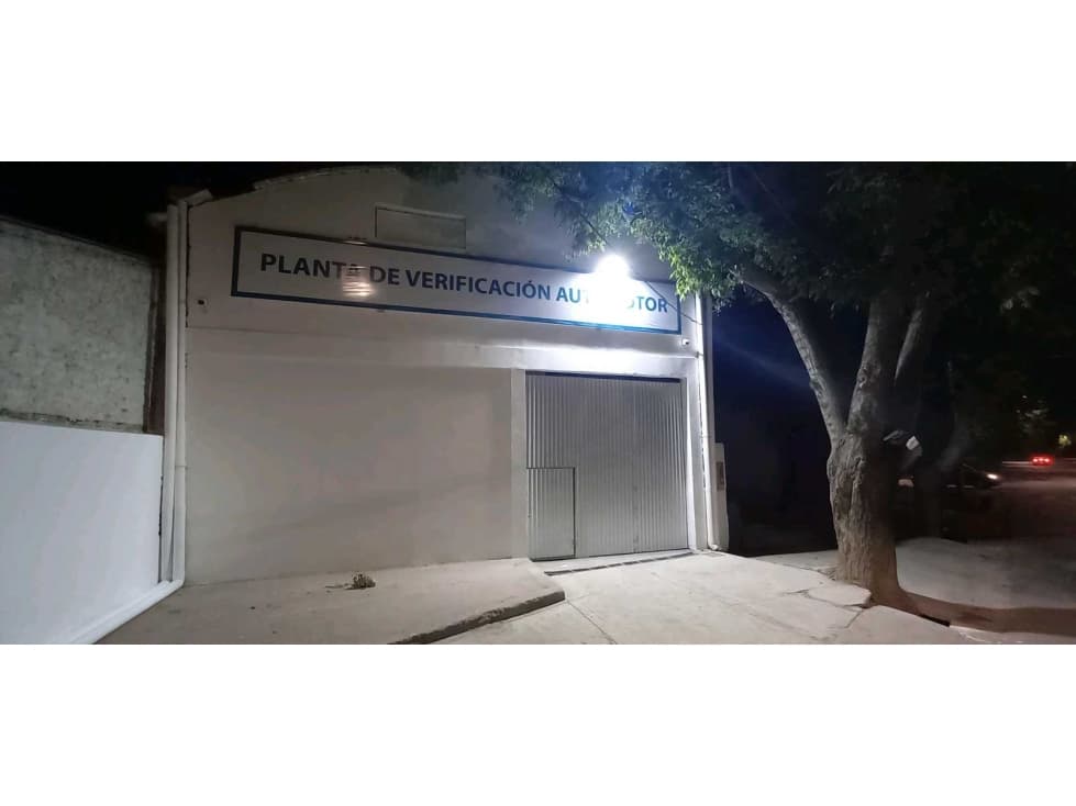 Excelente oportunidad venta de galpón en Tupungato - 1