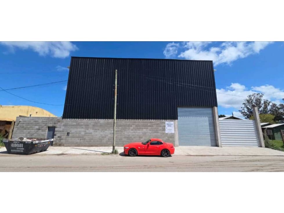 Extraordinario galpón de 1200m2 a metros de Ruta 88. A estrenar - 1