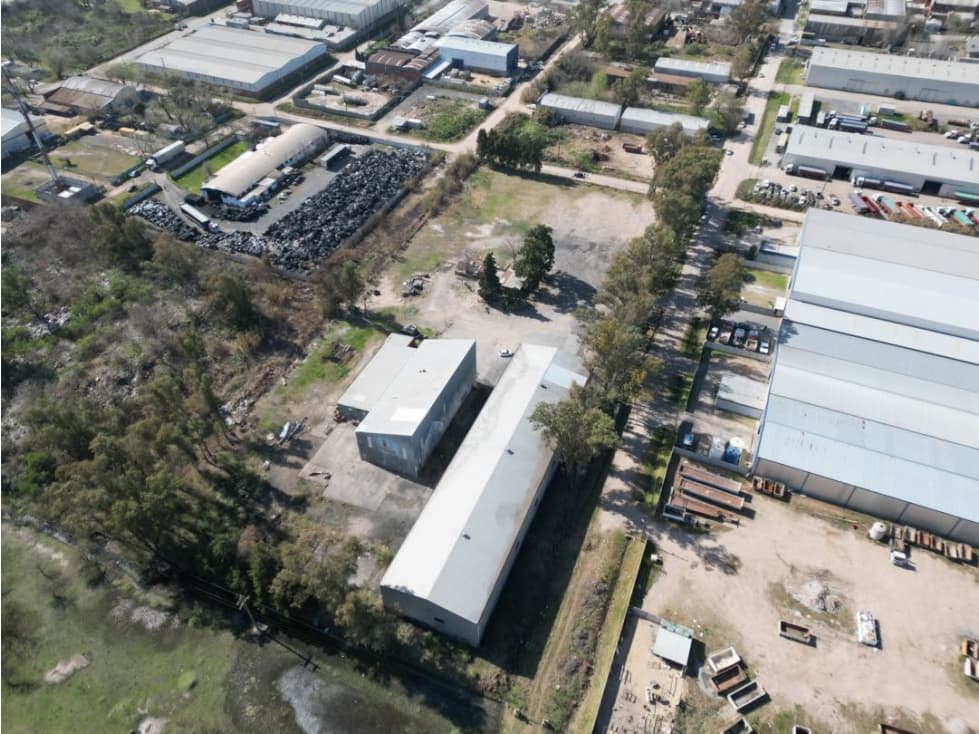 Galpon Industrial en alquiler en Campana - 1
