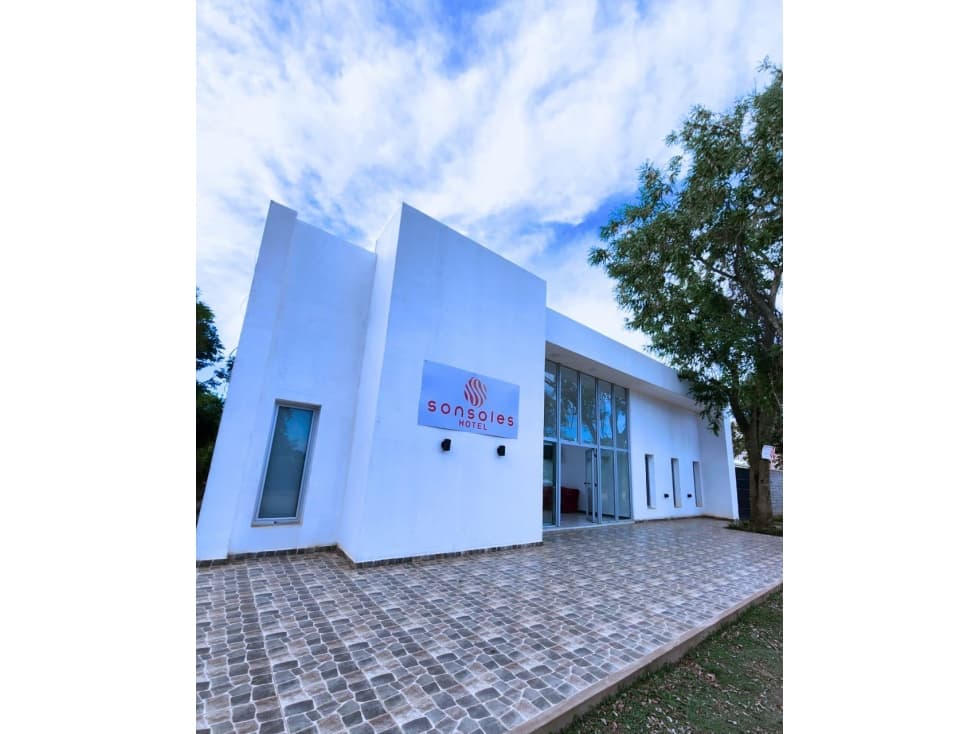 Hotel en Venta Paso de la Patria Corrientes - 1