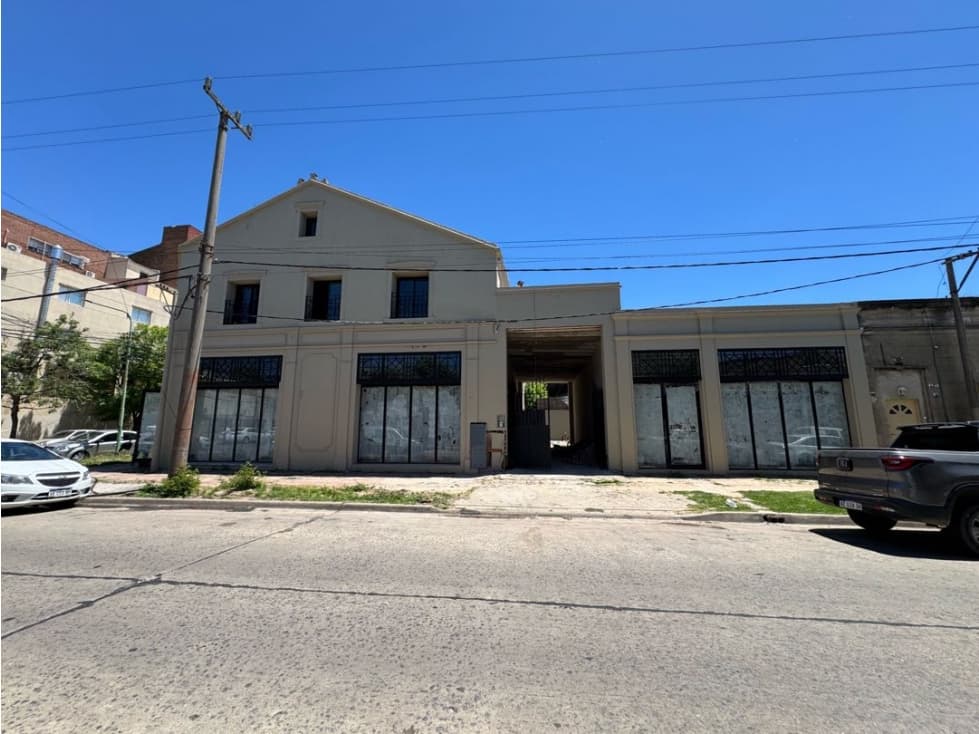 Local centrico en alquiler rubro gastronomia 166m2 - 1