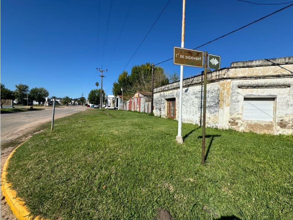 Vendo Casa y Galpón en Herrera, Entre Ríos. - 1